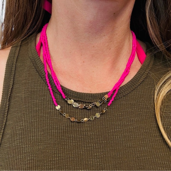 BabbleBar Sugarfix Beaded Pink Necklace Gold 3 Strand Fuchsia - Picture 2 of 8